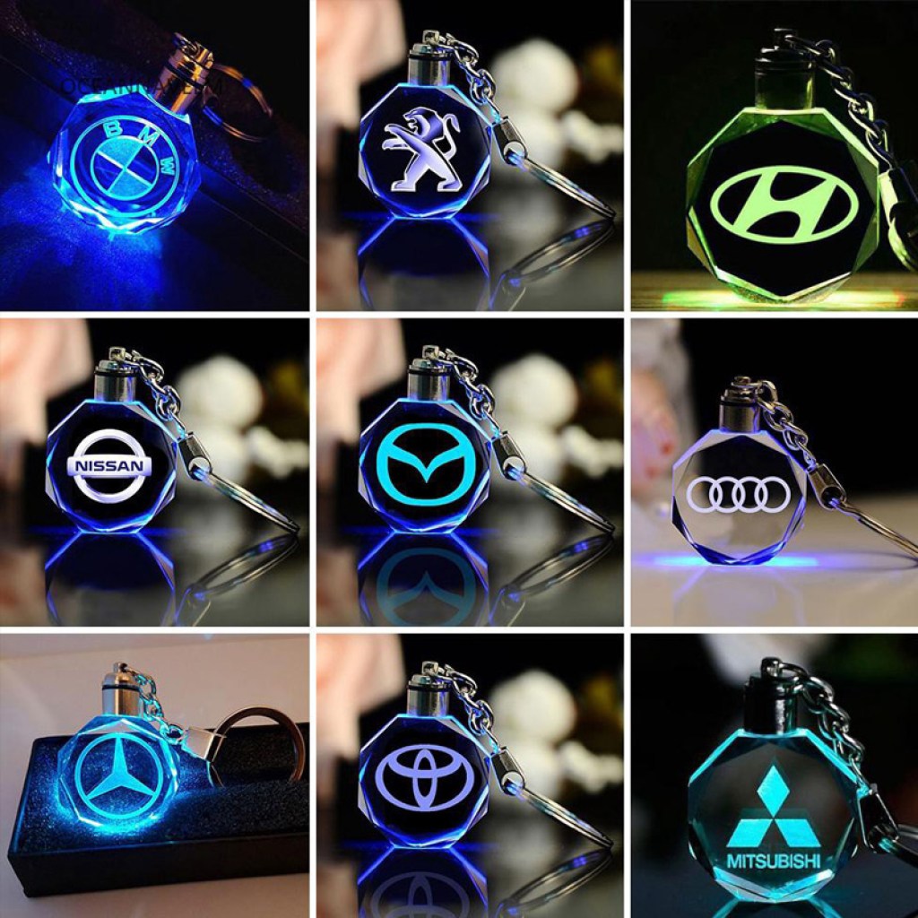 Μπρελόκ αυτοκινήτου φωτιζόμενο.jpg